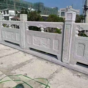 辽阳 芝麻白栏杆