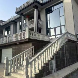 辽阳 芝麻白别墅阳台栏杆，楼梯栏杆