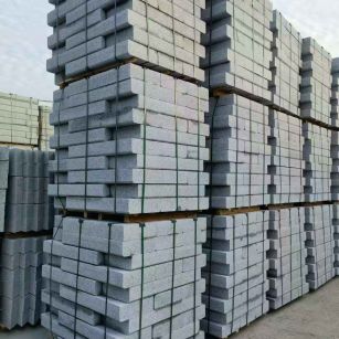 辽阳 路沿石（路侧石），颜色一致，尺寸标准