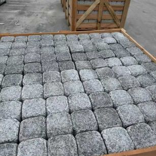 辽阳 园林景观滚石