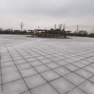 辽阳 芝麻白火烧面-公园广场地铺效果