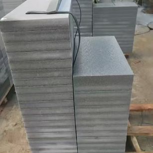 辽阳 芝麻灰火烧面300*600*50地铺石材