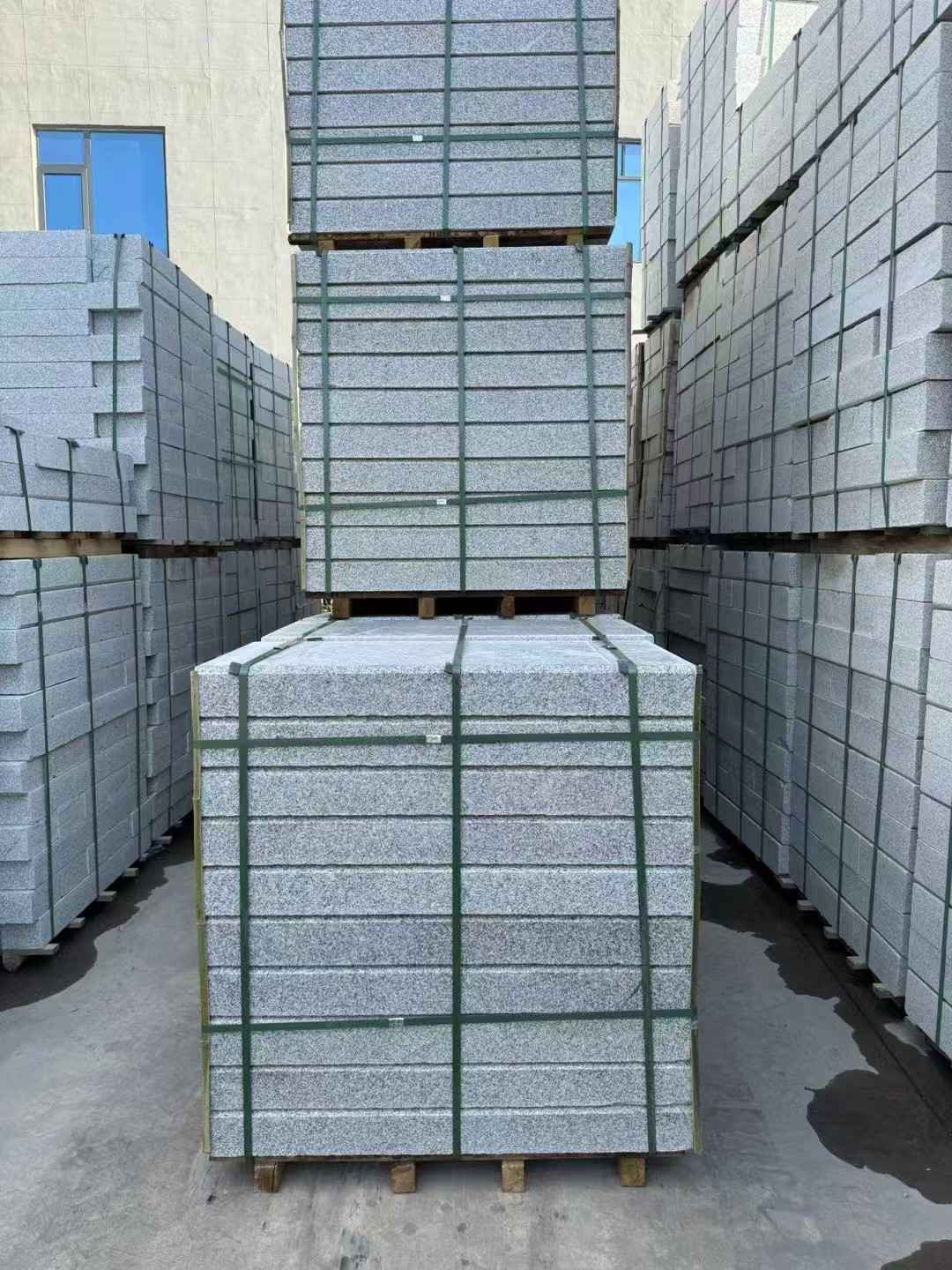 辽阳 公园台阶石