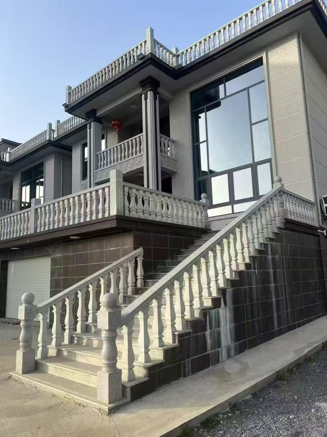 辽阳 芝麻白别墅阳台栏杆，楼梯栏杆
