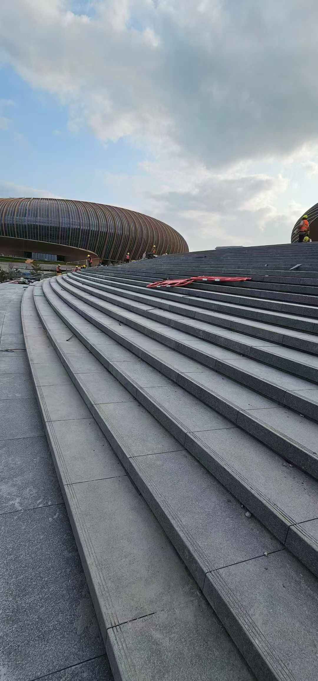 辽阳 弧形整石台阶铺装效果图