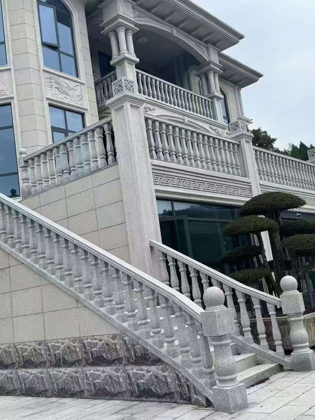 辽阳 芝麻白别墅，栏杆