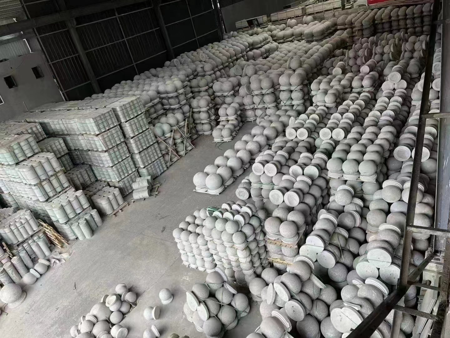 辽阳 芝麻白挡车柱